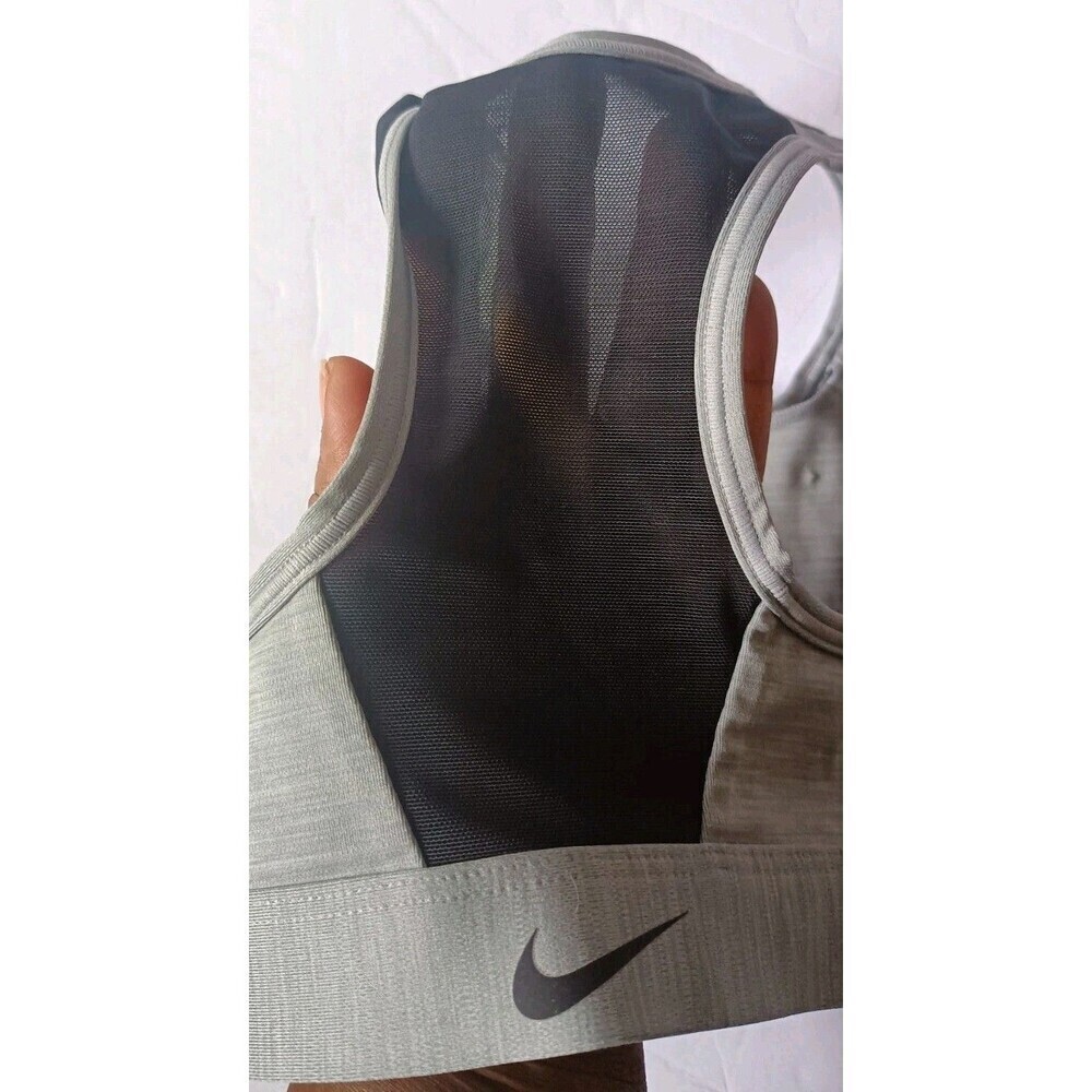 Nike Sports Bra Size XS Gray Dri-Fit Medium Support  Front Zip Yoga Sporty - Picture 5 of 6
